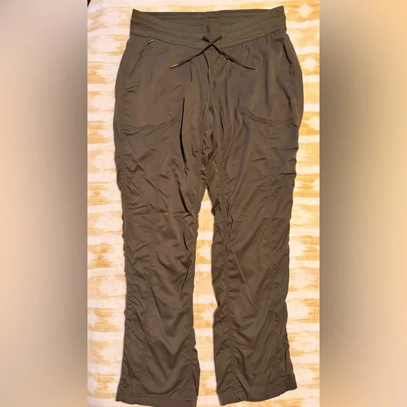 The North Face 
Aphrodite 2.0 Pants - Women's size Large Taupe Green - Picture 4 of 9